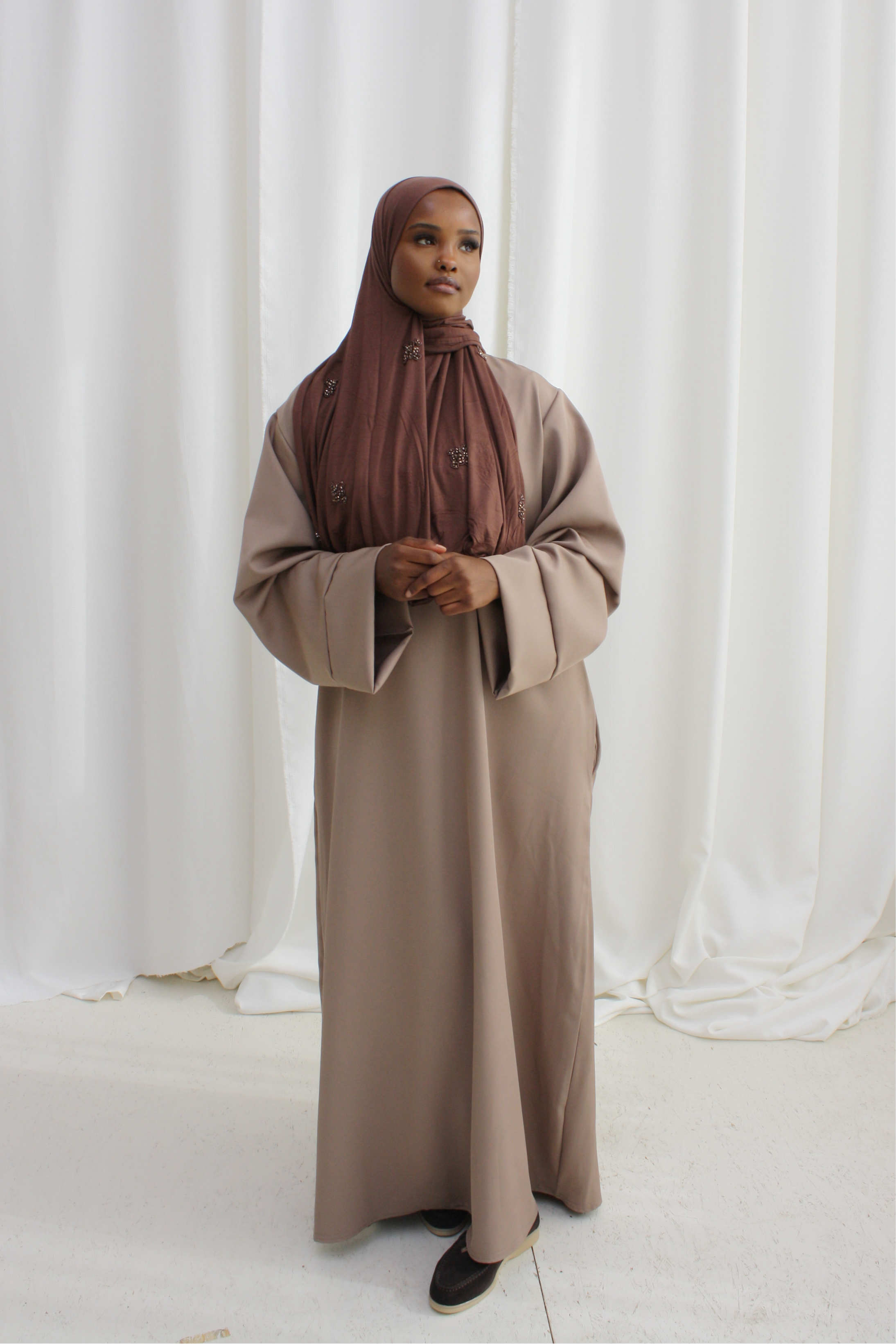 Winter abaya - taupe