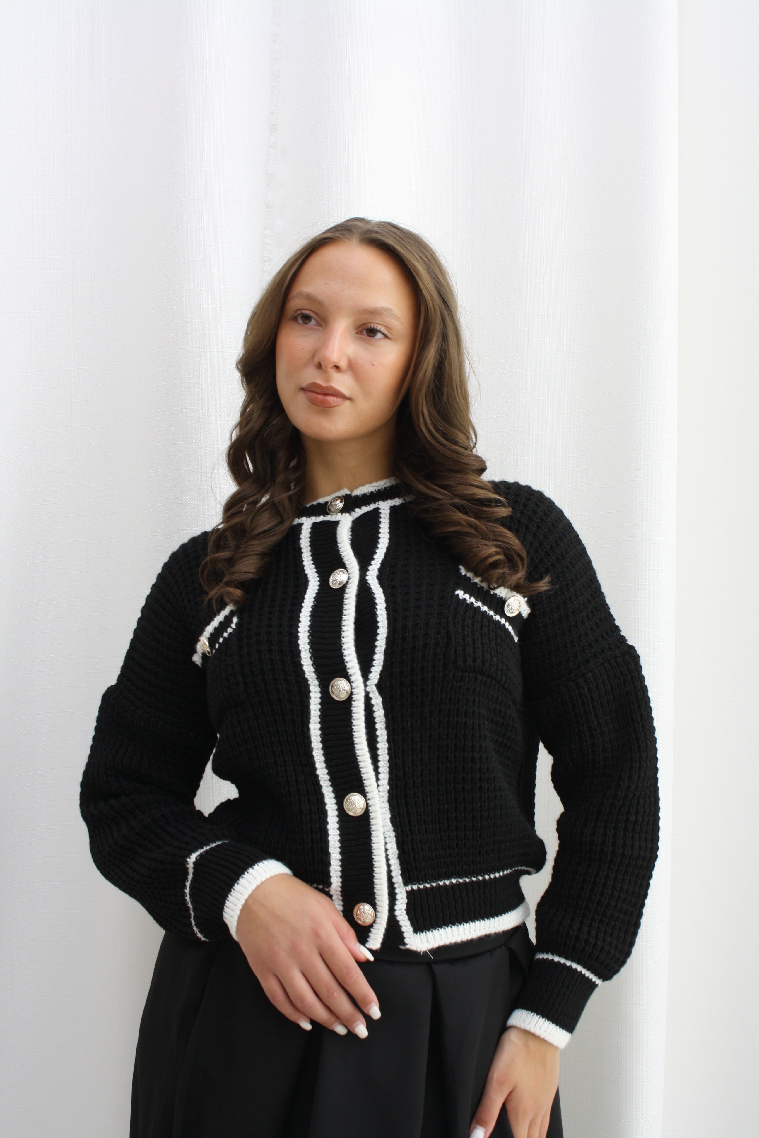 Classic sweater- black