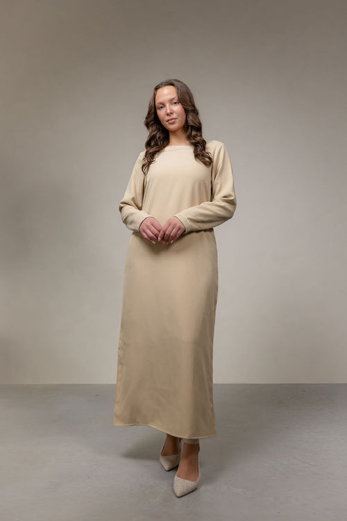 Classic essential abaya - beige